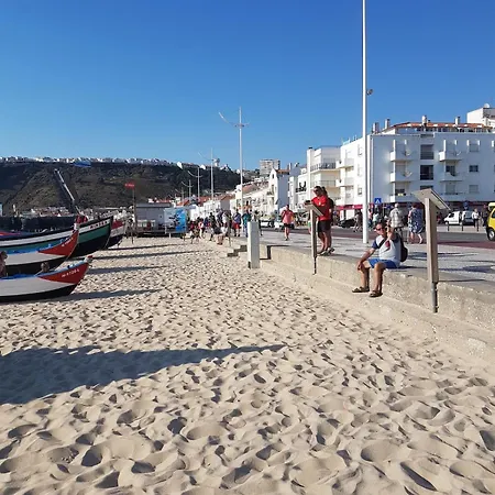 Apartment Inlove Nazare-casinha Da Patria *